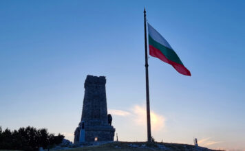 Паметник на Свободата връх Шипка