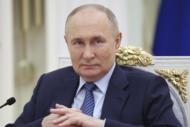 СподелиРуският президент Владимир Путин предупреди вчера Запада че Русия би