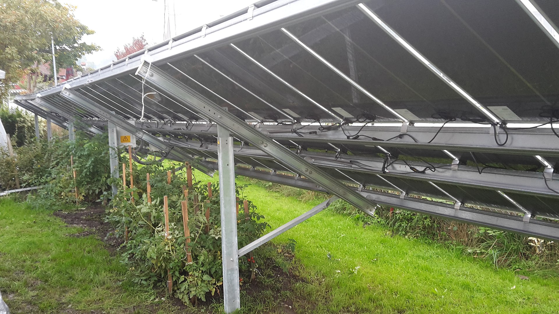 СподелиАгрофотоволтаичните системи са соларни панели подходящи за инсталация и употреба