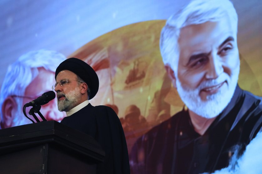 СподелиСмъртта на иранския президент Ебрахим Раиси беше потвърдена официално от