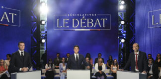 Бардела, Атал и крайнолевият Манюел Бомпар на предизборен дебат