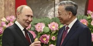 Руският президент Владимир Путин разговоря днес с виетнамския си колега То Лам в Ханой