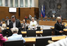 Депутати в словенския парламент