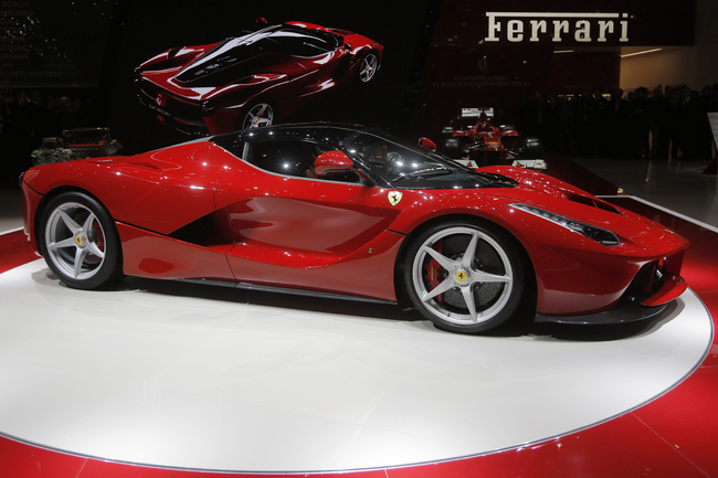 СподелиИталианският производител на луксозни автомобили Ферари Ferrari отбеляза днес навлизането
