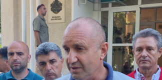 Румен Радев