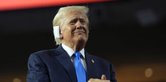 Доналд Тръмп