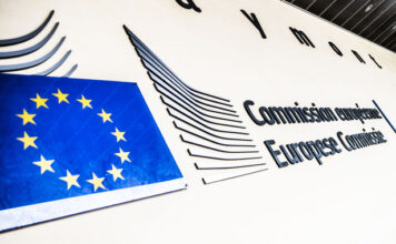 ЕК предлага удължаване на замразяването на ответните мита срещу САЩ Европейска комисия (ЕК)