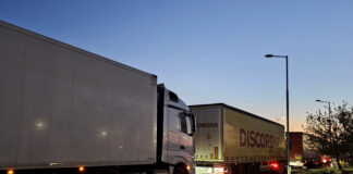 Интензивен е трафикът на някои от граничните пунктове с Румъния и Турция на изход за товарни автомобили