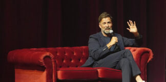 Марио Гомес ще бъде административен директор на Пари ФК, Юрген Клоп засега запазва дистанция