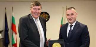 Министърна спорта на България Георги Глушков се срещна с колегата си от Черна гора Драгослав Шкекич