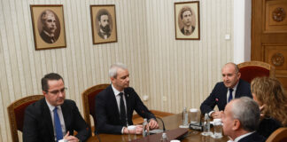 ОБНОВЕНА Готови сме да предложим кабинет, ако ни се предостави мандат, каза лидерът на „Възраждане“ Костадин Костадинов