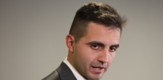 От Софийската районна прокуратура обясниха, че имунитетът на Лена Бориславова е поискан сега, защото вече са събрани достатъчно доказателства