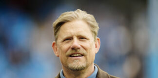 "Истински късмет за футбола е, че Лука Модрич продължава да играе", смята европейският шампион от 1992-а година Петер Шмайхел