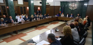 В България няма кодекс на вещите лица, каза проф. Станимир Карапетков