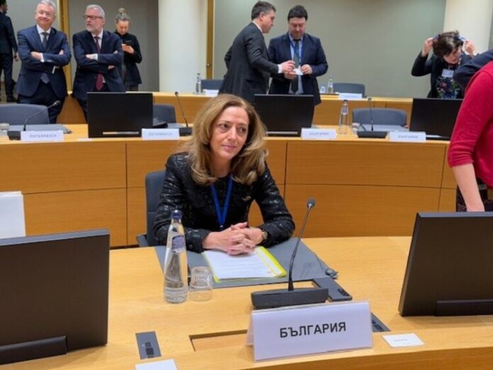 Заместник-министър Елена Шекерлетова подчерта нуждата от мирен и включващ всички Заместник-министър Елена Шекерлетова подчерта нуждата от мирен и включващ всички общности преход в Сирия