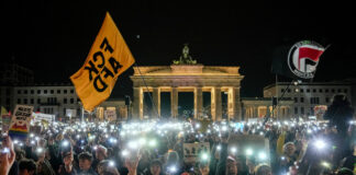Десетки хиляди германци протестираха в Берлин срещу нарастващото влияние на крайната десница