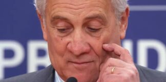 АНСА: ЕС трябва да купува стоки от САЩ, за да избегне търговска война с Тръмп, заяви Антонио Таяни