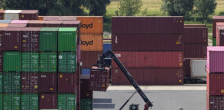 Бизнес активността в еврозоната и Франция се подобрява леко, в Германия се стабилизира, показва проучване