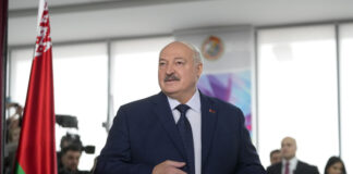 Централната избирателна комисия на Беларус потвърди, че Александър Лукашенко е преизбран за президент