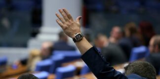 Делян Добрев ще ръководи Комисията по бюджет и финанси, а Анна Александрова - по конституционни и правни въпроси