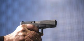 Двама съдии от Върховния съд на Иран са били застреляни в Техеран