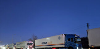 Изключително интензивен е трафикът на граничните пунктове „Капитан Андреево” и „Лесово” на границата с Турция, съобщава „Гранична полиция”