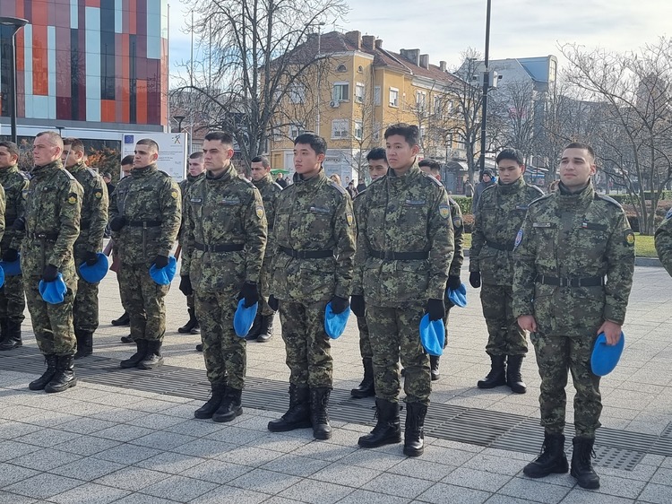 Курсанти от Виетнам се обучават във Висшето военновъздушно училище в Долна Митрополия