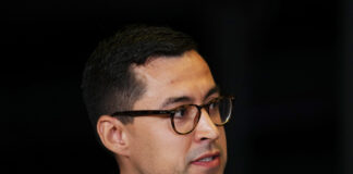 Лидерът на Гренландия ще се срещне с краля на Дания, след като Доналд Тръмп каза, че иска да контролира острова