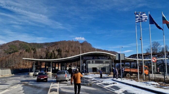 На пътя Рудозем-Ксанти от гръцка страна се извършват ремонти дейности, съобщиха от „Гранична полиция“