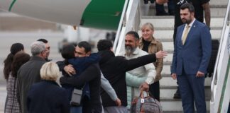 Обзор
                                                                                                Освободените моряци от екипажа на кораба „Галакси Лийдър“ се прибраха в България