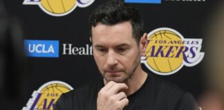 Отборите на Лос Анджелис Лейкърс и Лос Анджелис Клипърс подновиха тренировки след пожарите в Калифорния