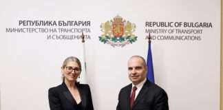 Ще работим сериозно по отношение на безопасността в железопътния транспорт, каза министър Гроздан Караджов