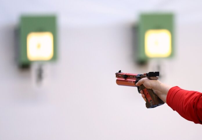 Бронз за България на пистолет в дисциплината трио за девойки от последния ден на Европейското първенство по спортна стрелба в Талин