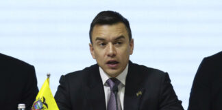 Даниел Нобоа се очаква да триумфира в президентската надпревара в Еквадор с обещание за сигурност