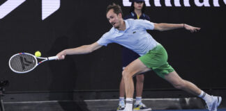 Даниил Медведев и Юго Юмбер вече са полуфиналисти на турнира по тенис в Марсилия