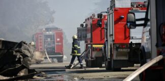 Двама души са пострадали при пожари през изминалото денонощие