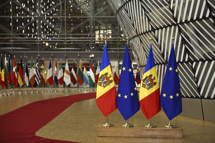 СподелиПолското председателство на Съвета на ЕС и преговарящите от Европейския