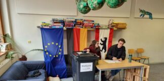 ИЗБОРИТЕ В ГЕРМАНИЯ 
                                                                                                Изборният ден в Германия завърши и животът на българската общност в икономическия двигател на Европа продължава с обичайния си ритъм