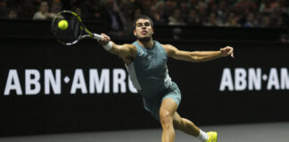 Карлос Алкарас и Алекс Де Минор ще си оспорват титлата на тенис турнира в Ротердам