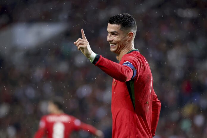 Кристиано Роналдо е атлетът с най-високи приходи за 2024 година Кристиано Роналдо е атлетът с най-високи приходи за 2024 година