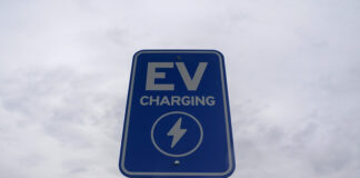 Норвегия се доближава до целта за продажби само на електрически нови автомобили