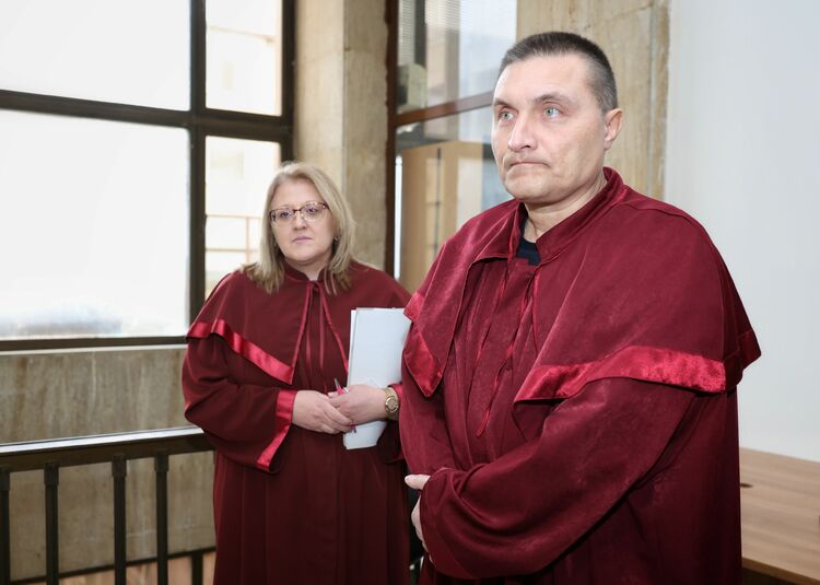 СподелиОкръжната прокуратура в Бургас планира да протестира за сирийския гражданин