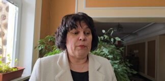 С увеличението на учителските заплати се цели по-добрите ученици да учат педагогика и добрите учители да останат в училище, каза зам.-министър Таня Михайлова