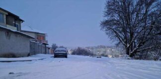 Седем автомобила са закъсали на главния път Русе - Варна поради усложнената пътна обстановка в област Разград