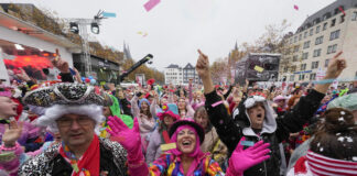 Участниците в германски карнавални шествия ще могат да гласуват на изборите в Германия, дегизирани с карнавалните си костюми