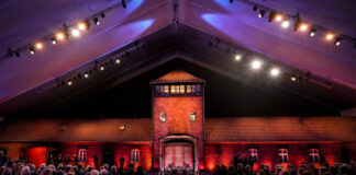 Владимир Путин: Срамно е да бъде пренебрегната ролята, която Съветският съюз е изиграл при освобождаването на "Аушвиц"