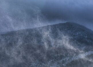 Времето в е мъгливо