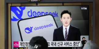 Южна Корея изтегля "ДийпСийк" от магазините за приложения