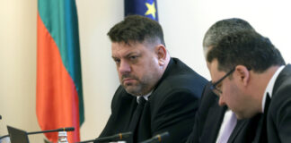 Заместник-министри в три министерства ще има "БСП - Обединена левица", съобщи вицепремиерът Атанас Зафиров