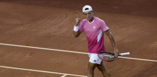 Аржентинецът Себастиан Баес продължава защитата на титлата си на турнира по тенис в Сантиаго